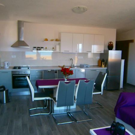 Apartment Willy Komiža Zewnętrze zdjęcie