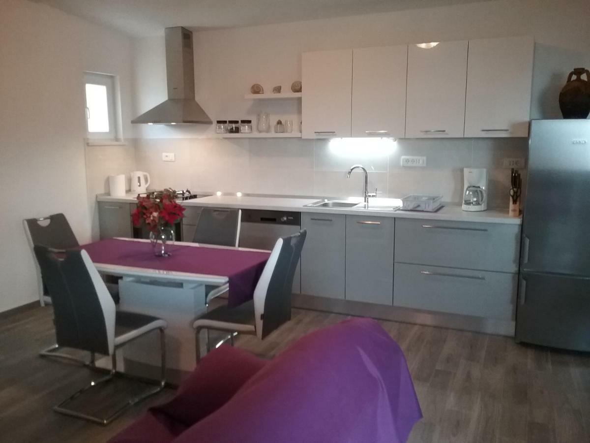Apartment Willy Komiža Zewnętrze zdjęcie