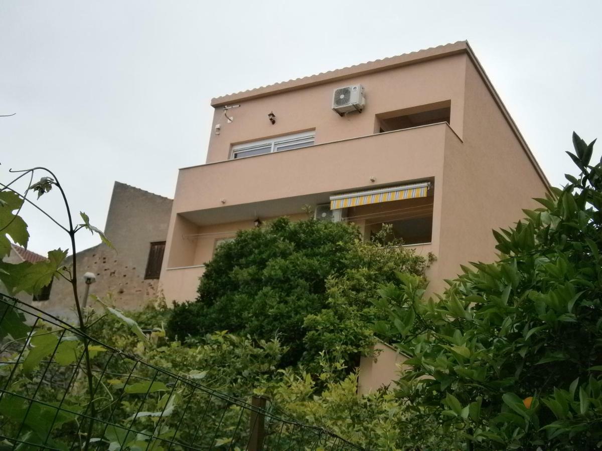 Apartment Willy Komiža Zewnętrze zdjęcie