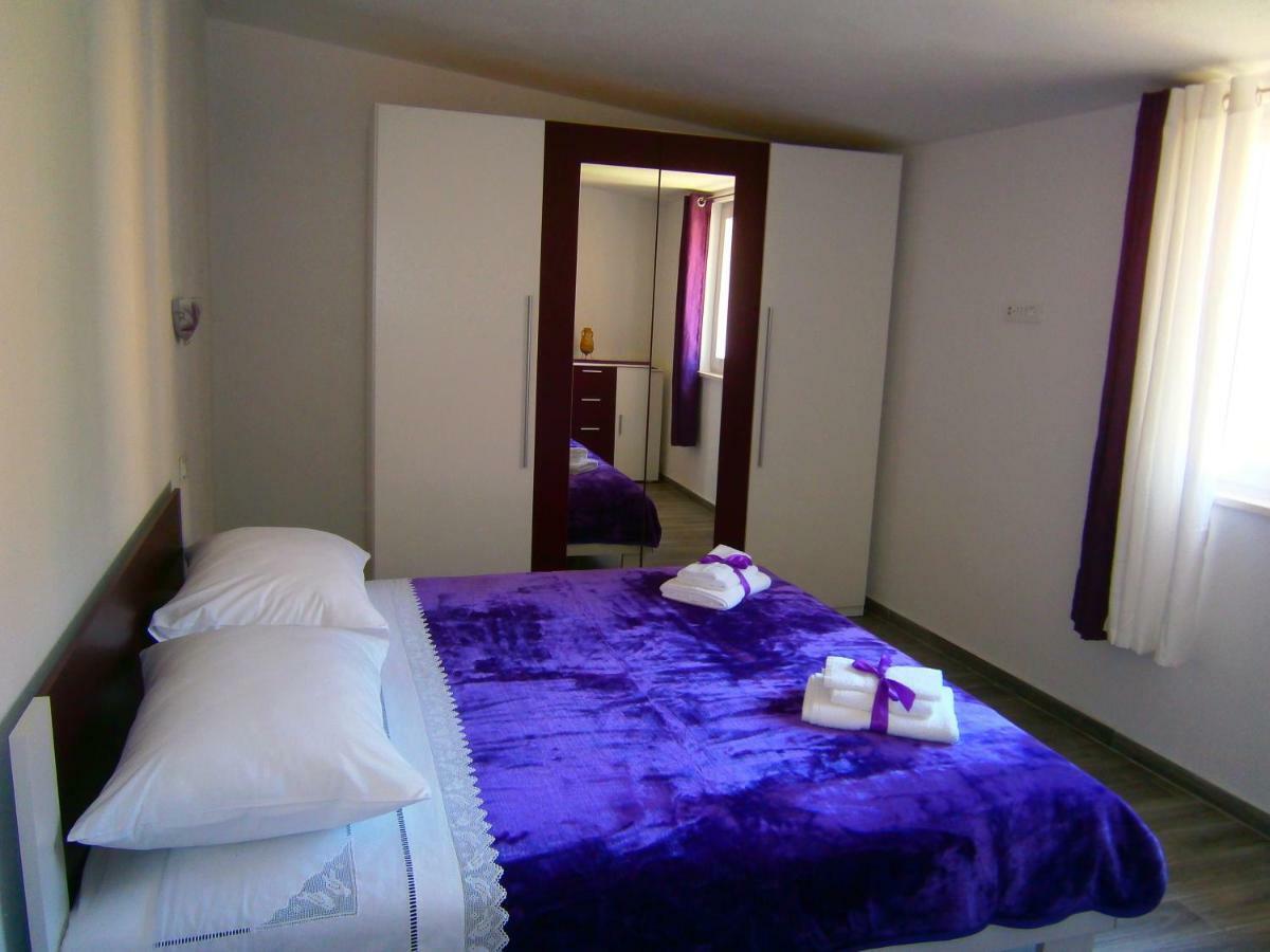 Apartment Willy Komiža Zewnętrze zdjęcie