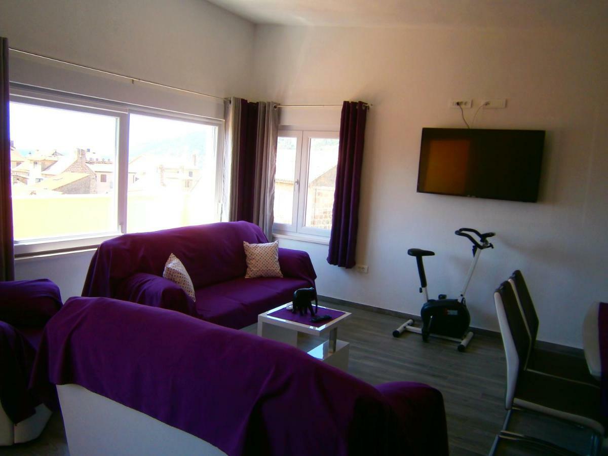 Apartment Willy Komiža Zewnętrze zdjęcie
